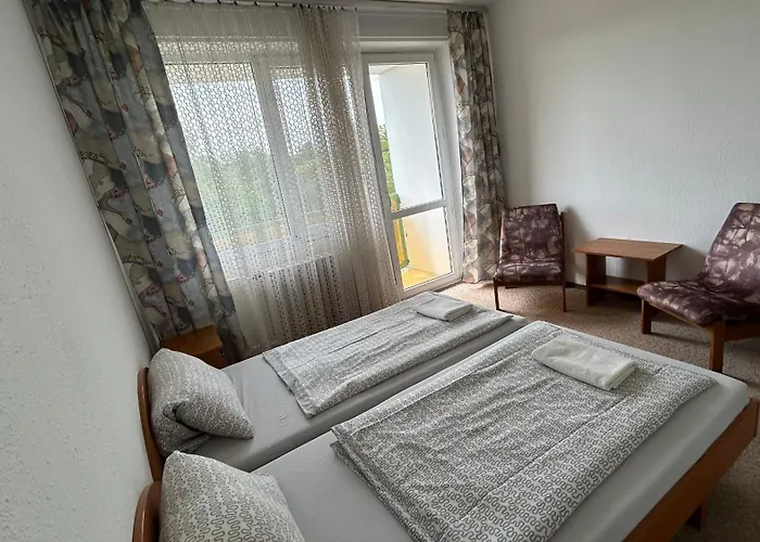 Aranypart Hostel