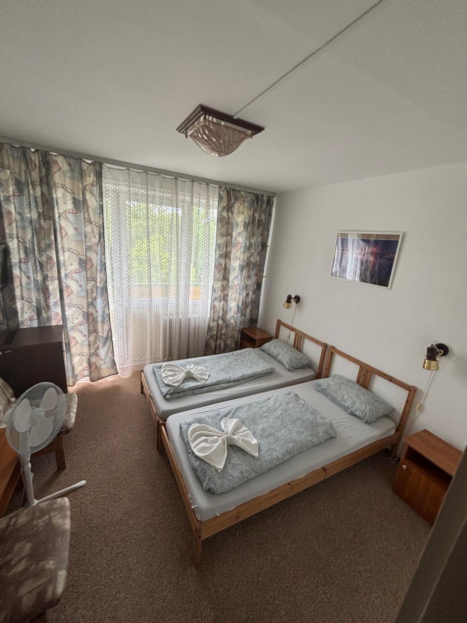 Guest house Aranypart *